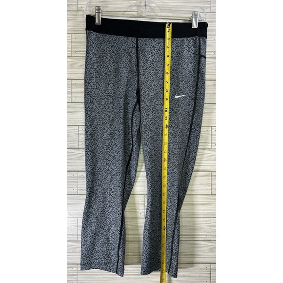 Nike Dri Fit Womens Relay Printed Crop Running Tight Leggings Sz Med Teal Stone - Picture 2 of 9
